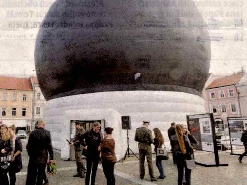 Zážitek v projekčním domu poučí o totalitě